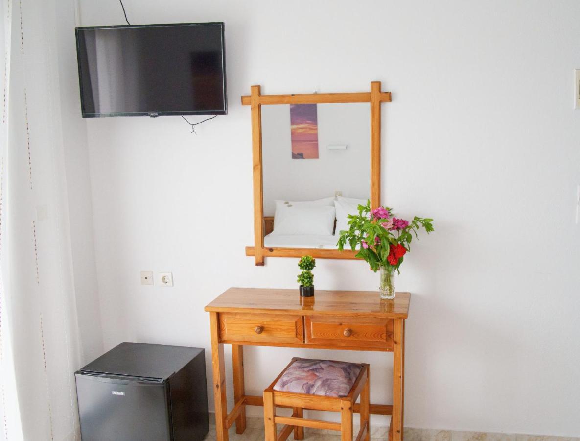 Mak Luxury Rooms Parga Esterno foto